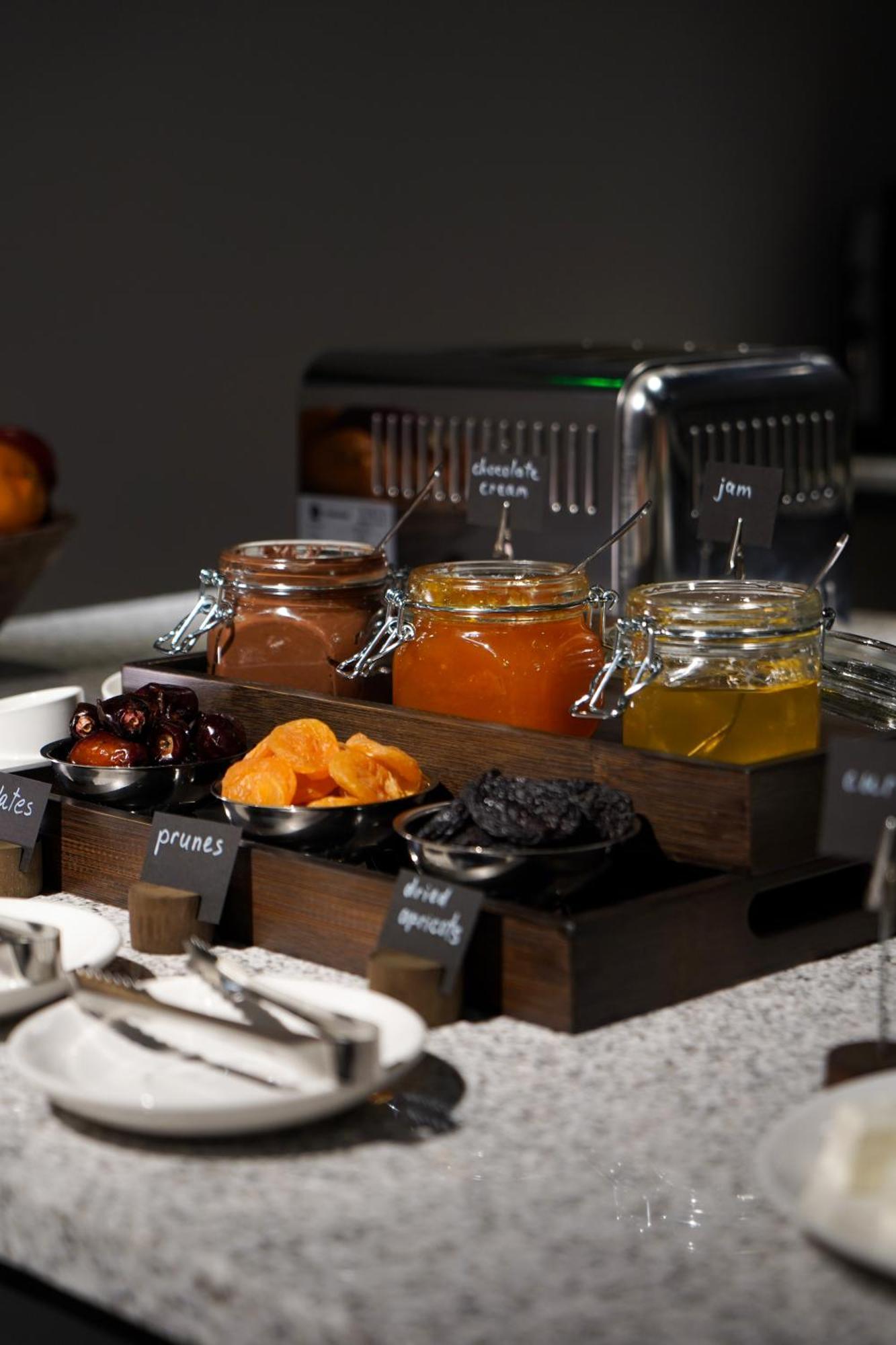 Radisson Hotel & Spa 久姆里 外观 照片