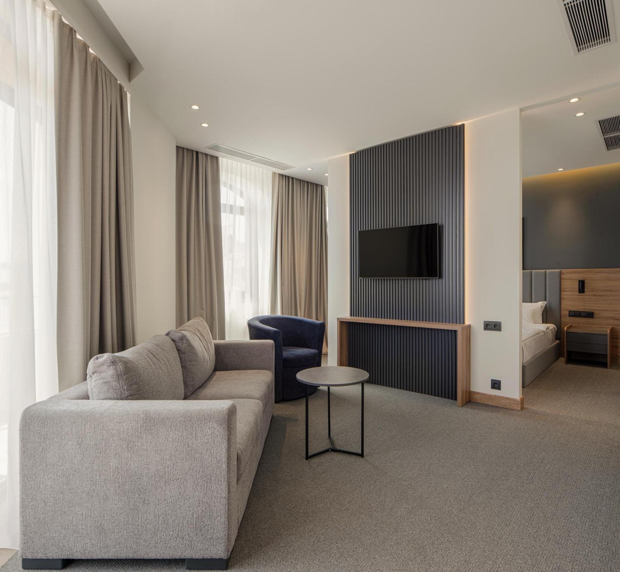 Radisson Hotel & Spa 久姆里 外观 照片