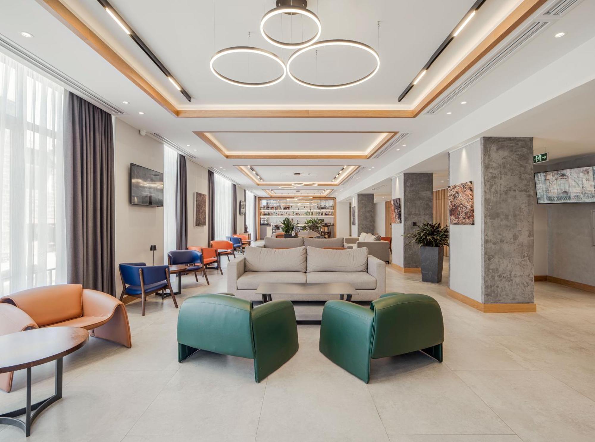 Radisson Hotel & Spa 久姆里 外观 照片