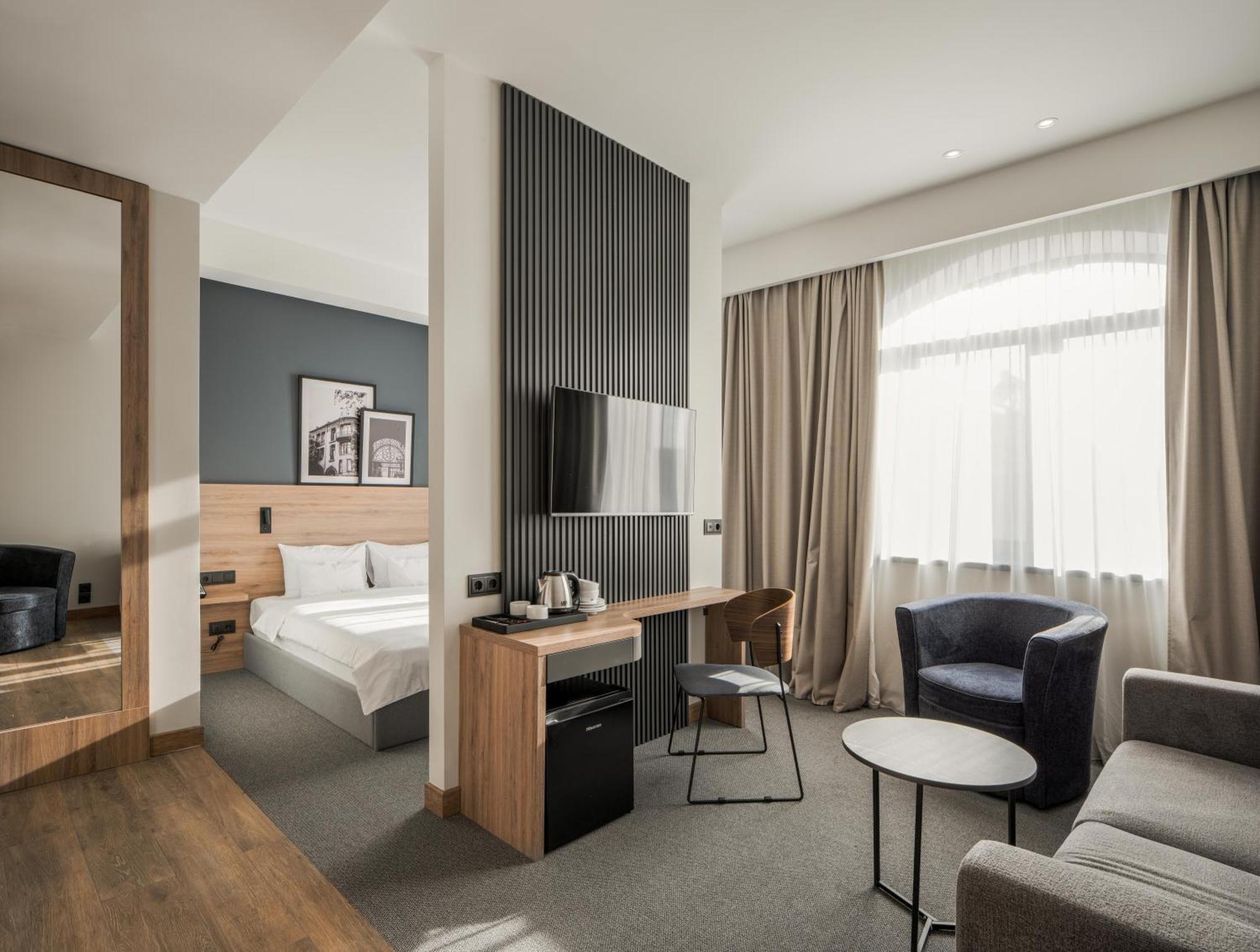Radisson Hotel & Spa 久姆里 外观 照片