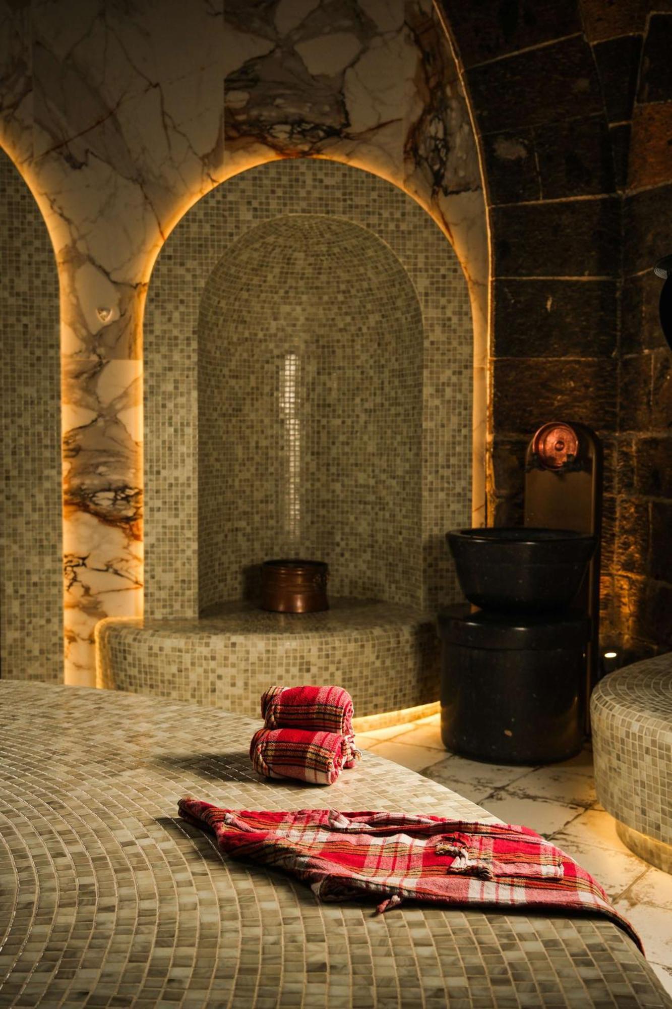Radisson Hotel & Spa 久姆里 外观 照片